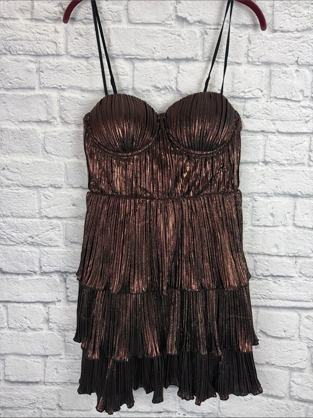 Vici Tiered Metallic Plisse Mini Dress Size Medium